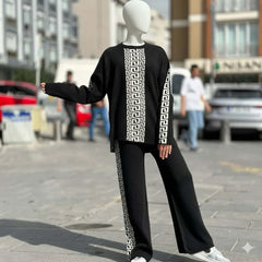 Centre-Puzzle Printed Premium Quality Winter 2-Pcs Tracksuit For Her. WWTS-22