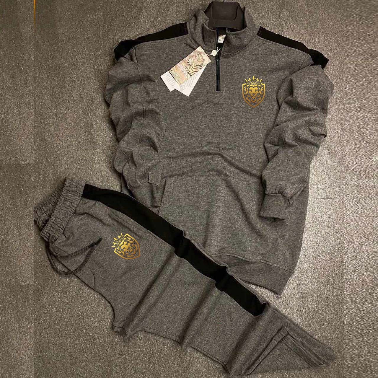 Lion Neck Short Zip Style 2-Pcs Premium Quality Winter Tracksuit.