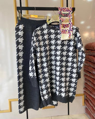 Arrow Printed Long Premium Quality Winter 2-Pcs Tracksuit For Her. WWTS-21