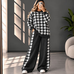 Arrow Printed Long Premium Quality Winter 2-Pcs Tracksuit For Her. WWTS-21 V2