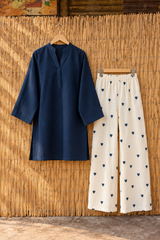 Heart Printed Flapper With V-Neck Short Style Shirt 2-Pcs Stitch Suit.