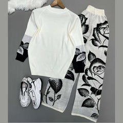 Contrast Rose Printed Premium Quality Winter 2-Pcs Tracksuit For Her. WWTS-19